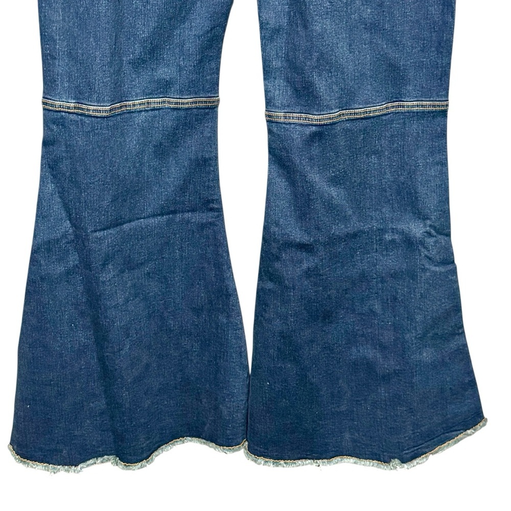 L&B High Rise Flared Leg Dark Wash Denim Plus Sized Jeans size 22 - Picture 7 of 12